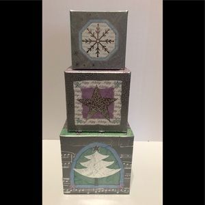 3 Stacking Nesting Gift Boxes Musical Christmas Holiday Design NEW.